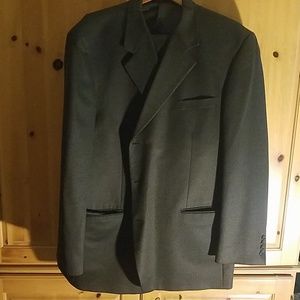 Jones New York men's two-piece suit
